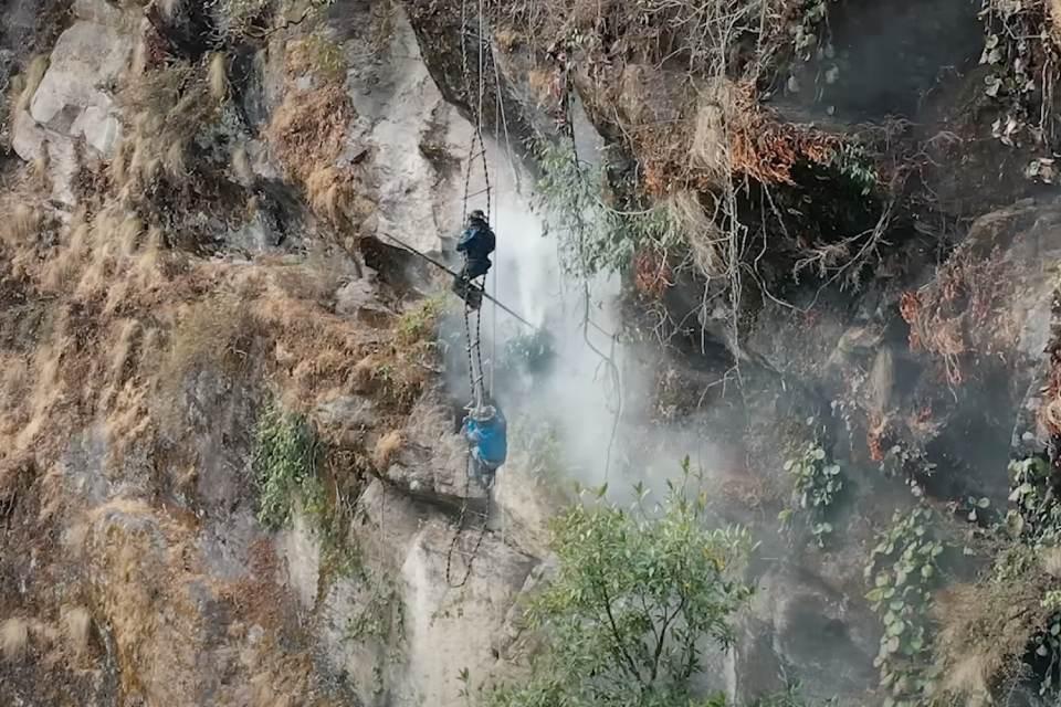 Honey Hunting in Nepal in 2026