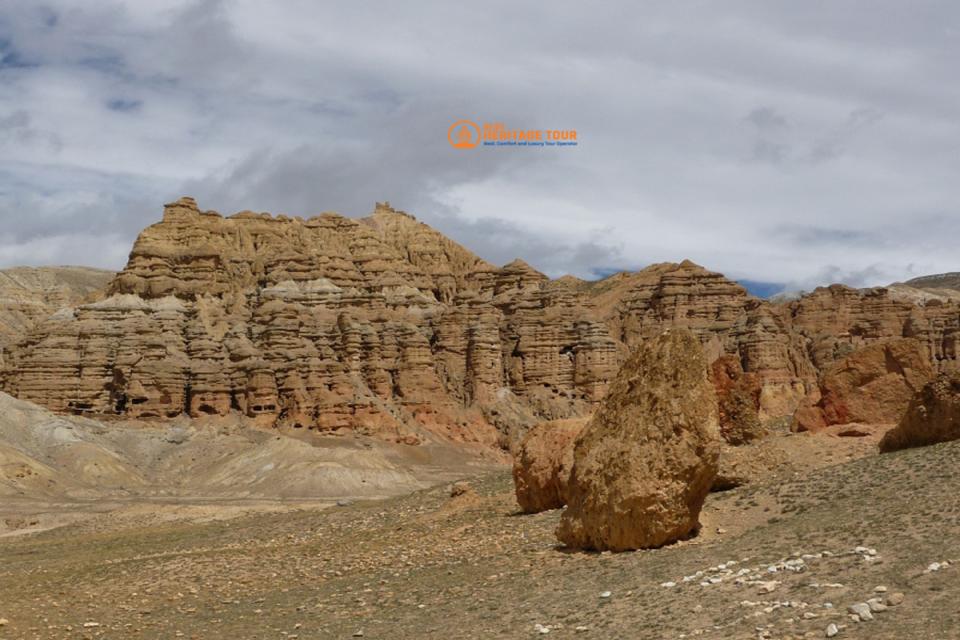 Upper Mustang: The Last Forbidden Kingdom in the Himalayas