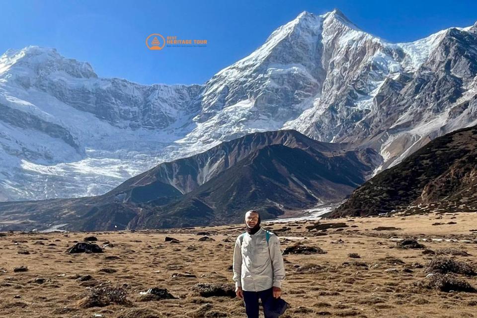 Manaslu Tsum Valley Trek in October
