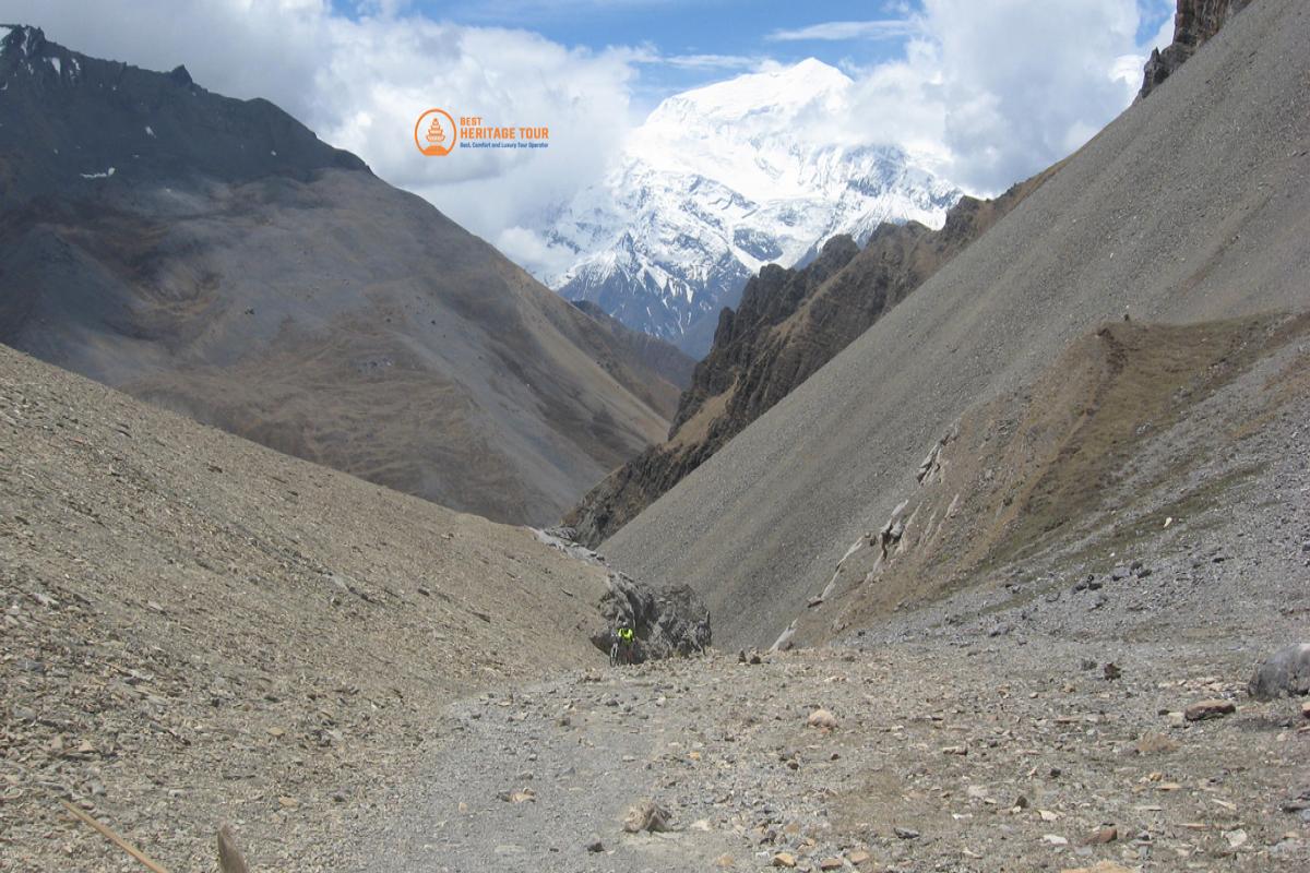 Annapurna Circuit Mountain Biking Tour