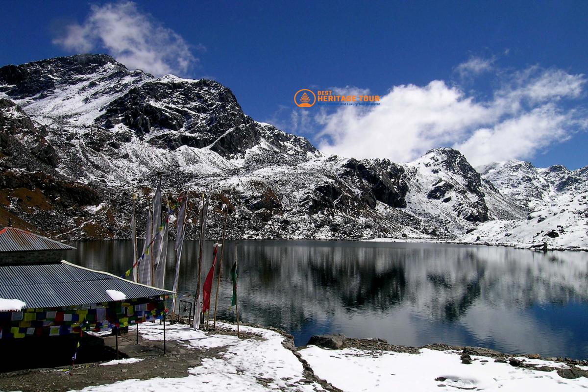 Gosaikunda Trek