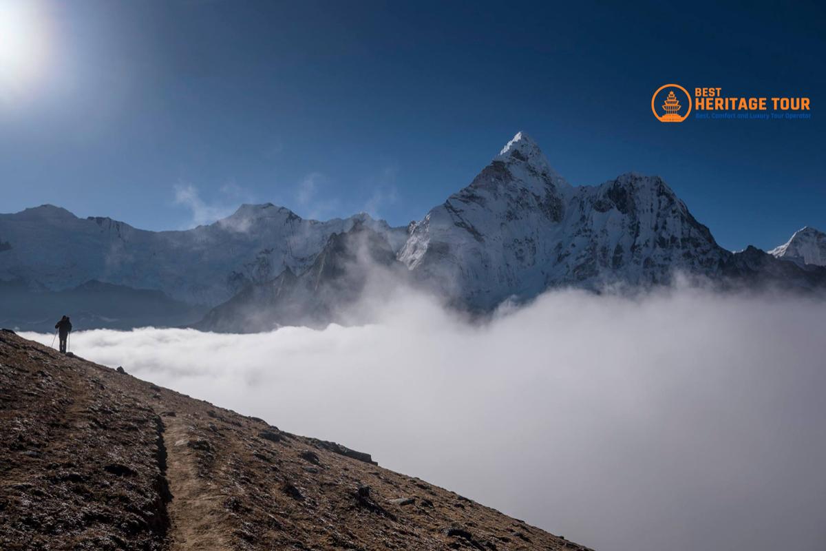 On the Way to Gokyo Lake