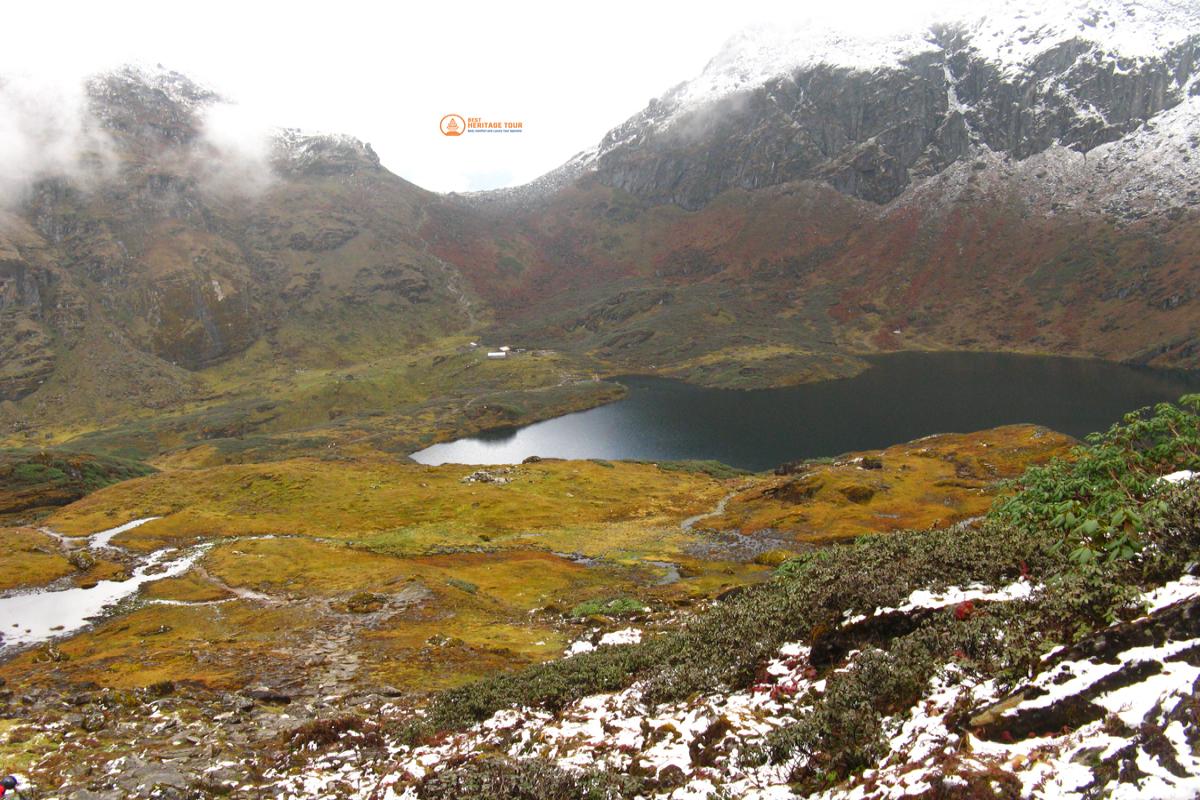 Makalu Base camp Trek