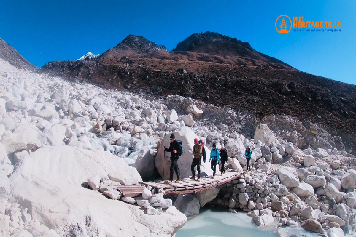 On the Way to Mardi Himal Trekking