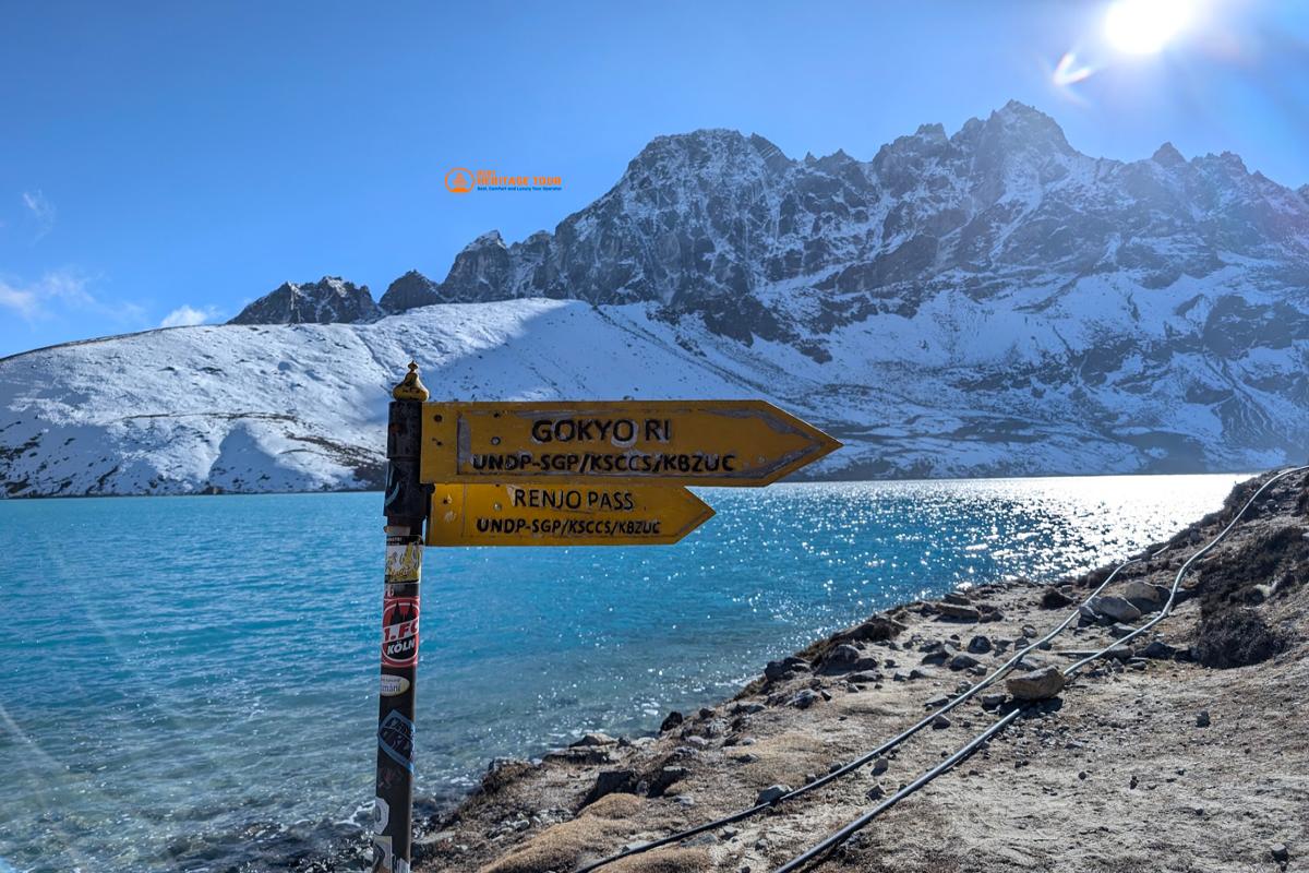 Gokyo Lake